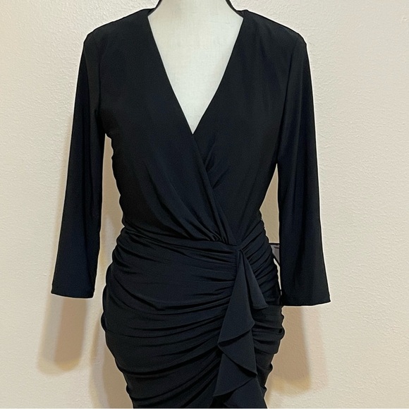 BETSY & ADAM
Ruched Ruffle-Trim body-con 
Gown size 8 black - Picture 7 of 12